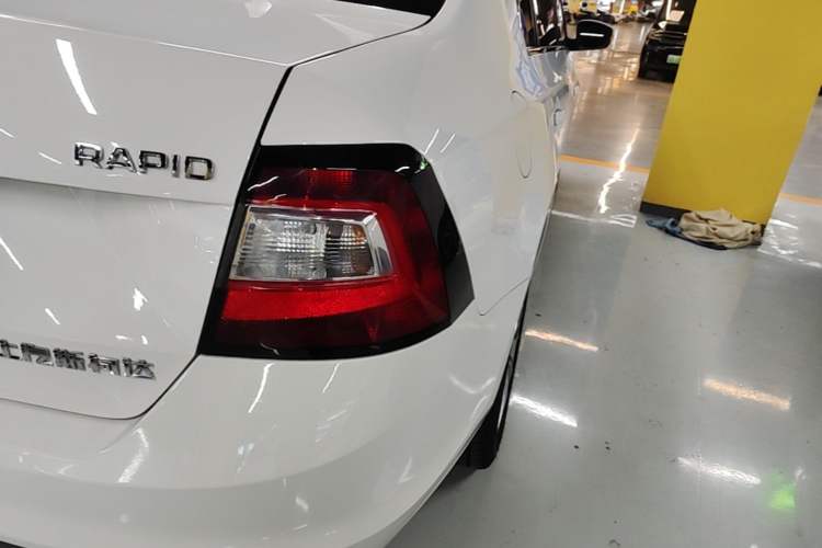 Used Skoda Rapid 2018 1.4L Manual Comfort Edition Right Rear Taillight