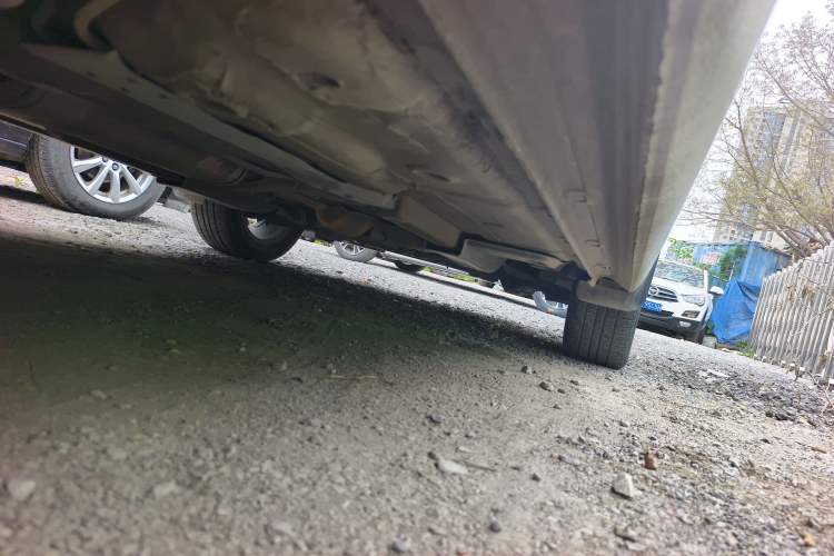 Used Skoda Rapid 2018 1.6L Automatic Comfort Edition Right Side Sill