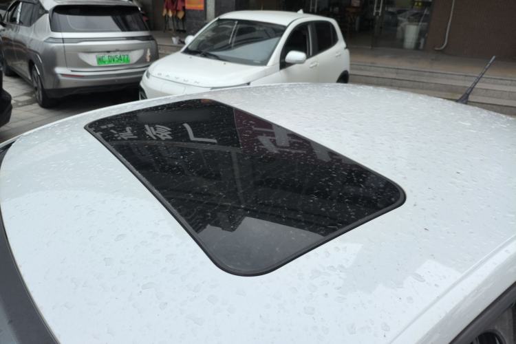 Used Skoda Rapid 2018 1.6L Automatic Comfort Edition Roof