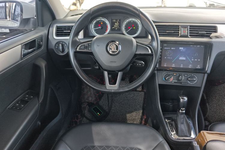 Used Skoda Rapid 2018 1.6L Automatic Comfort Edition Steering Wheel