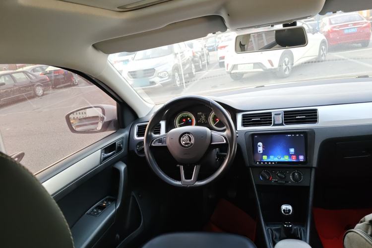 Used Skoda Rapid 2018 1.6L Manual Comfort Edition Steering Wheel