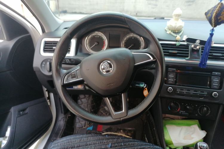 Used Skoda Rapid 2018 1.6L Manual Comfort Edition Steering Wheel