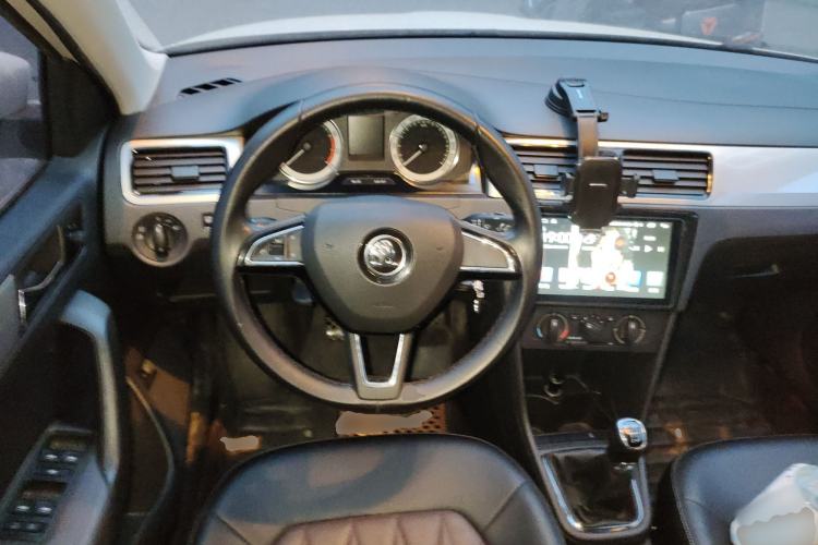 Used Skoda Rapid 2018 1.6L Manual Comfort Edition Steering Wheel