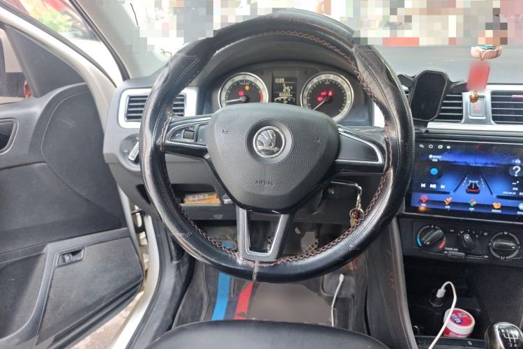 Used Skoda Rapid 2018 1.6L Manual Comfort Edition Steering Wheel