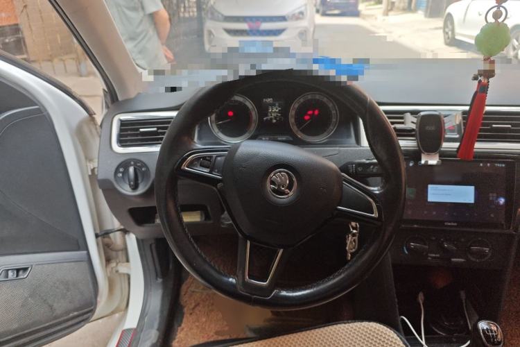 Used Skoda Rapid 2018 1.6L Manual Comfort Edition Steering Wheel