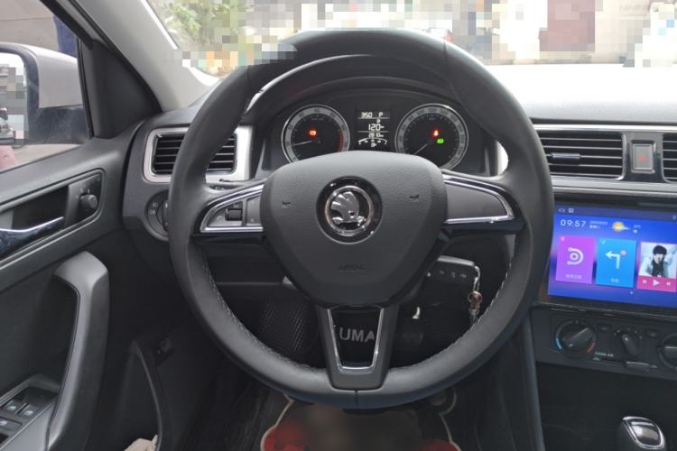 Used Skoda Rapid 2018 1.6L Automatic Comfort Edition Steering Wheel
