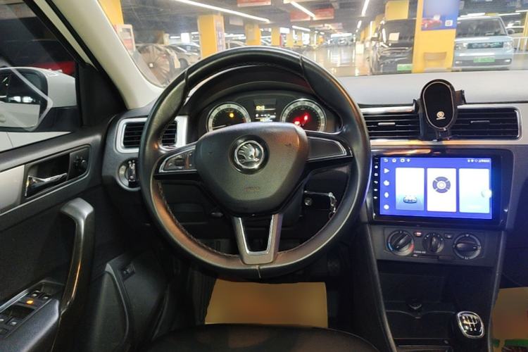 Used Skoda Rapid 2018 1.4L Manual Comfort Edition Steering Wheel