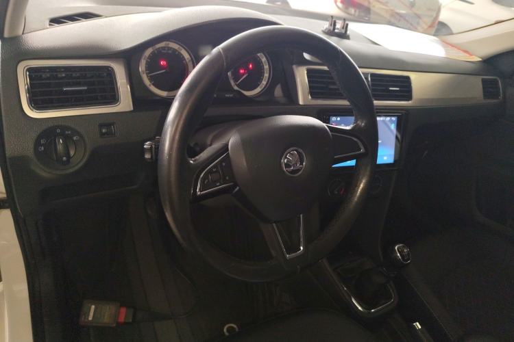 Used Skoda Rapid 2018 1.6L Manual Comfort Edition Steering Wheel