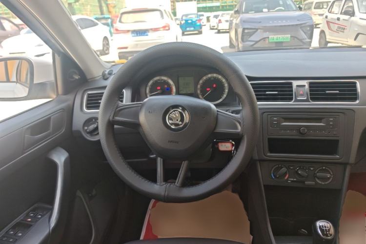Used Skoda Rapid 2018 1.4L Manual Standard Edition Steering Wheel
