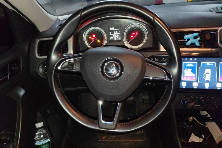 Used Skoda Rapid 2018 1.6L Manual Comfort Edition Steering Wheel