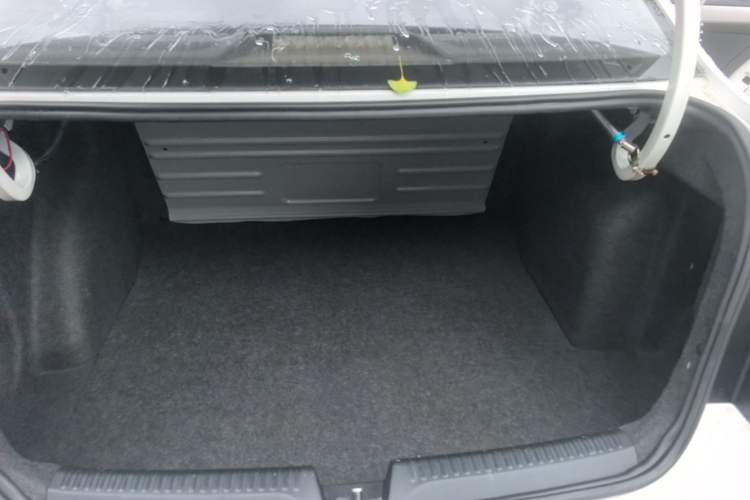 Used Skoda Rapid 2018 1.6L Automatic Comfort Edition Trunk