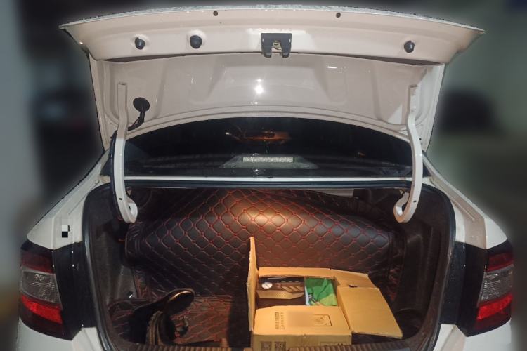 Used Skoda Rapid 2018 1.6L Manual Comfort Edition Trunk