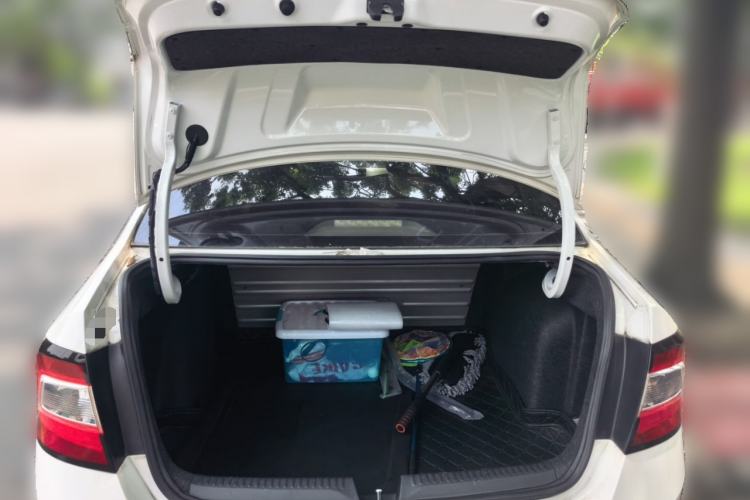 Used Skoda Rapid 2018 1.6L Manual Comfort Edition Trunk