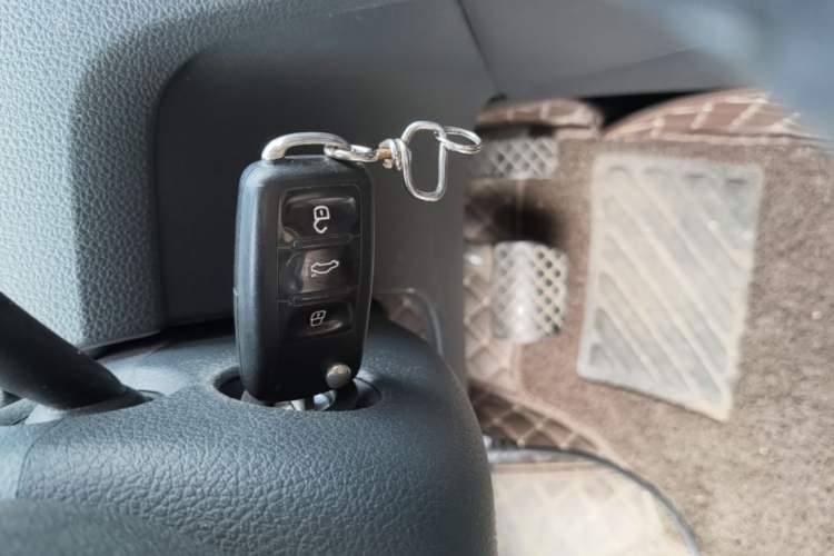 Used Skoda Rapid 2018 1.6L Automatic Comfort Edition Vehicle Key