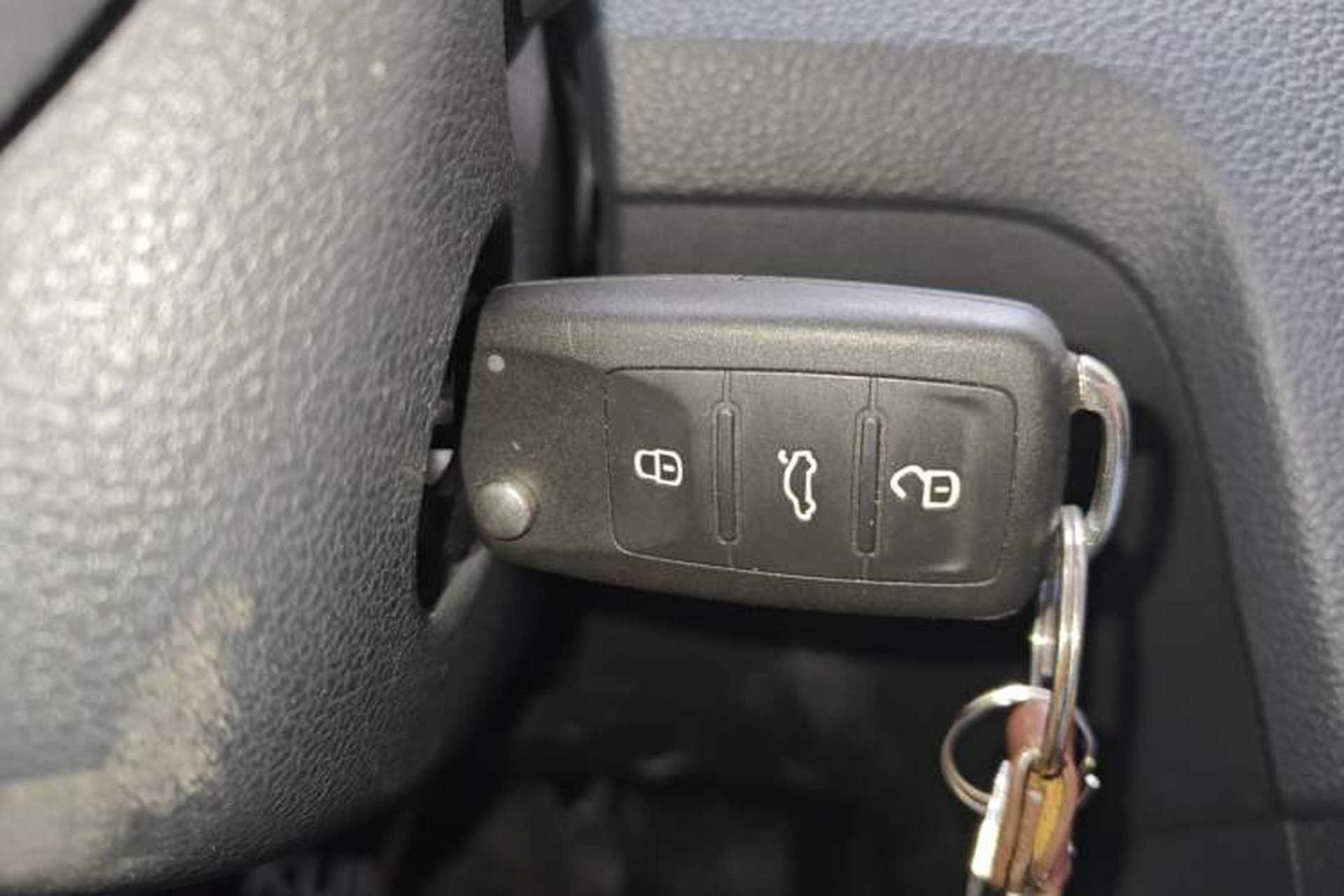 Used Skoda Rapid 2018 1.6L Automatic Comfort Edition Vehicle Key