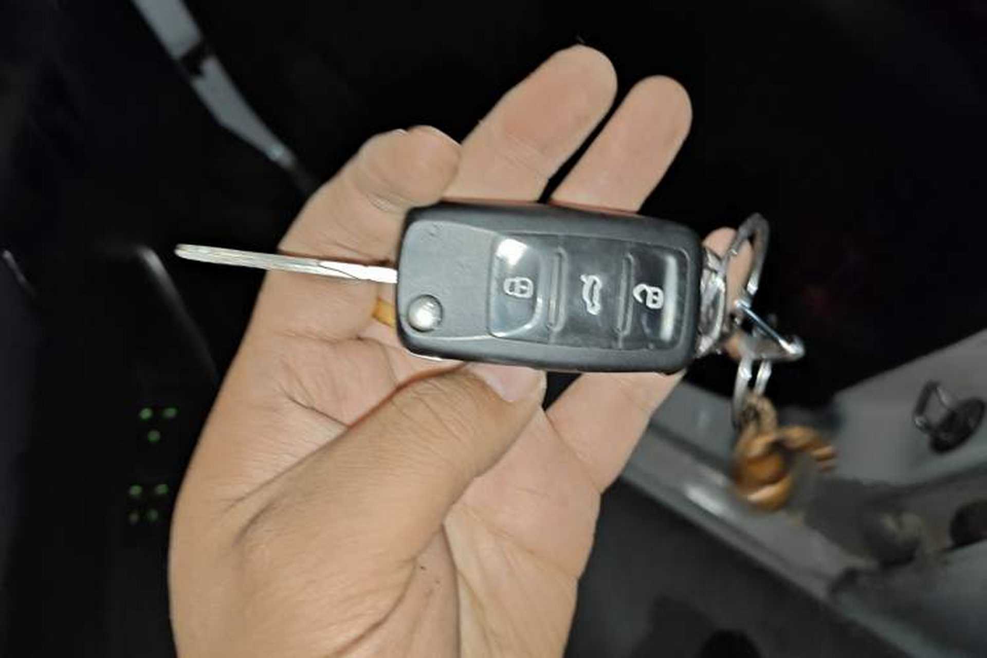 Used Skoda Rapid 2018 1.6L Automatic Comfort Edition Vehicle Key