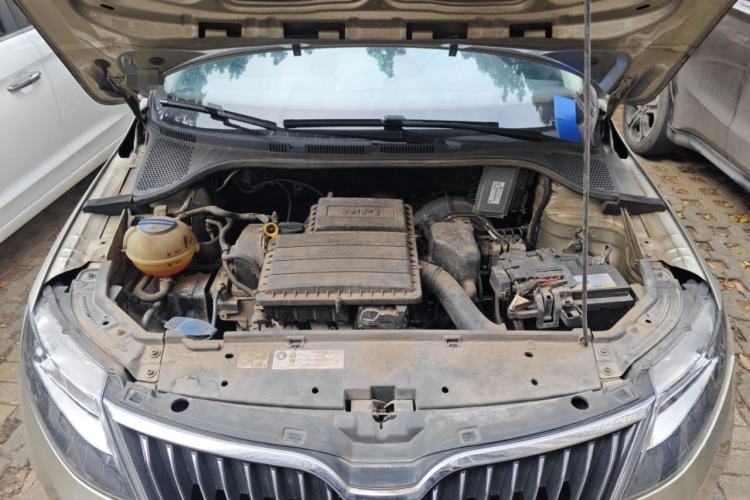 Used Skoda Rapid 2018 1.6L Manual Comfort Edition Engine Bay