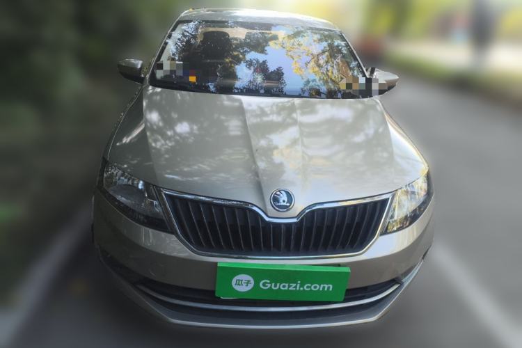 Used Skoda Rapid 2018 1.6L Manual Comfort Edition Front