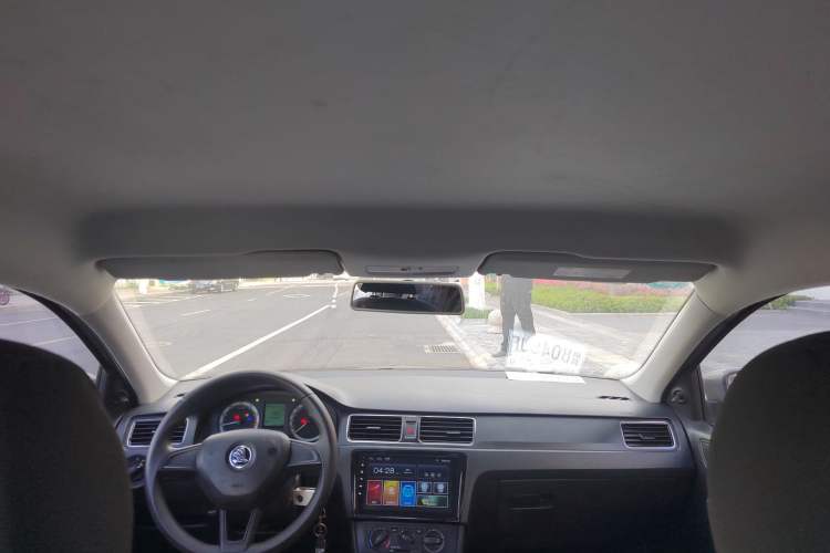 Used Skoda Rapid 2018 1.6L Manual Standard Edition Headliner