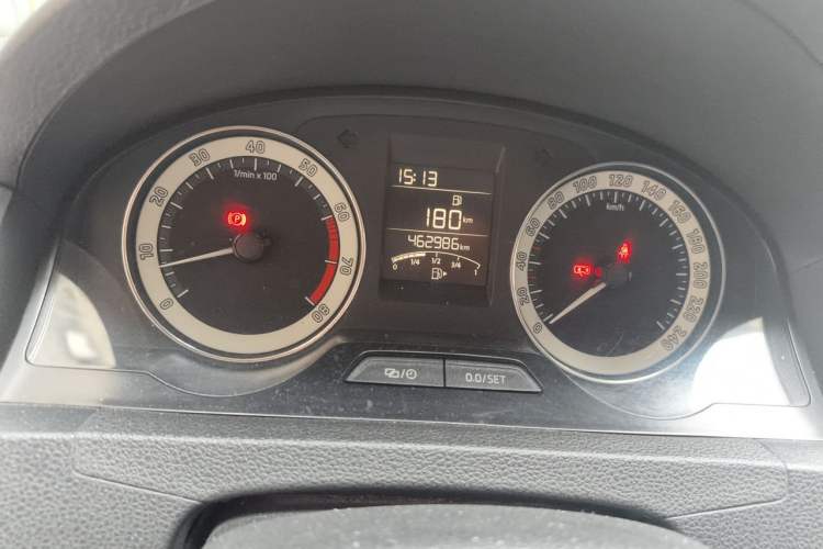Used Skoda Rapid 2018 1.6L Manual Comfort Edition Instrument Cluster