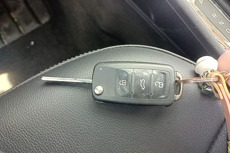 Used Skoda Rapid 2018 1.6L Automatic Comfort Edition Interior 1