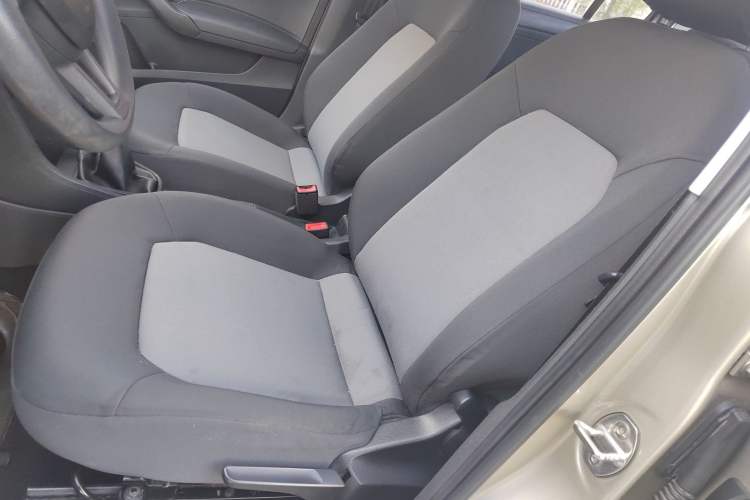 Used Skoda Rapid 2018 1.6L Manual Standard Edition Left Front Seat