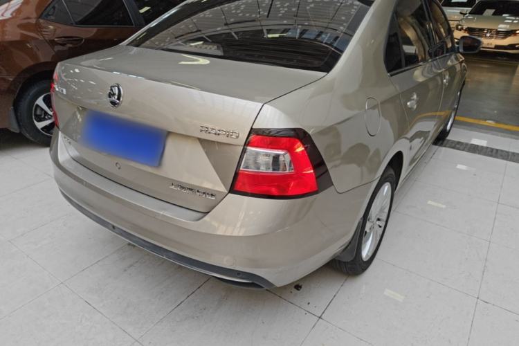 Used Skoda Rapid 2018 1.6L Automatic Comfort Edition Rear Right 45 Deg