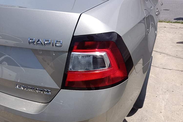 Used Skoda Rapid 2018 1.6L Automatic Comfort Edition Right Rear Taillight