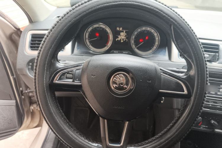 Used Skoda Rapid 2018 1.6L Manual Comfort Edition Steering Wheel