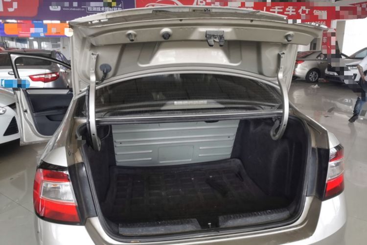 Used Skoda Rapid 2018 1.6L Automatic Comfort Edition Trunk