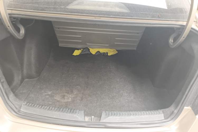 Used Skoda Rapid 2018 1.6L Manual Comfort Edition Trunk