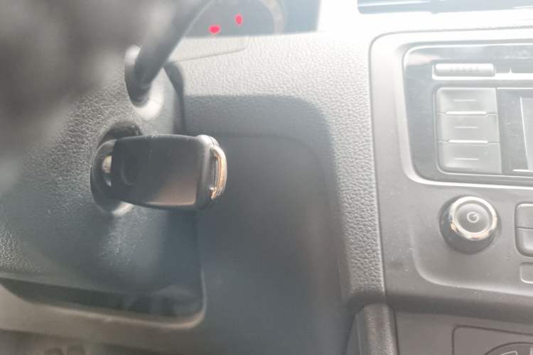 Used Skoda Rapid 2018 1.6L Manual Comfort Edition Vehicle Key