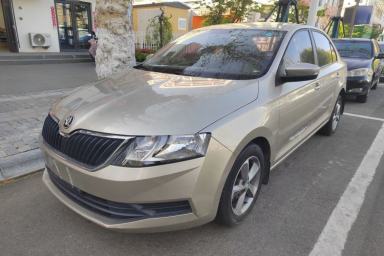 Used Skoda Rapid 2018 1.6L Manual Standard Edition