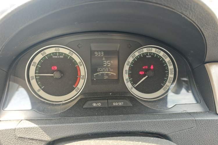 Used Skoda Rapid 2019 1.5L Manual Comfort Edition China V Standard Instrument Cluster