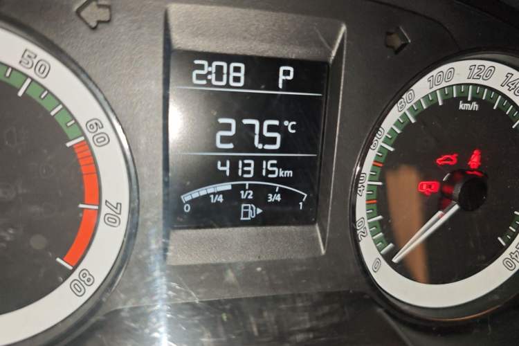 Used Skoda Rapid 2019 1.5L Automatic Comfort Edition China V Standard Odometer Close Up