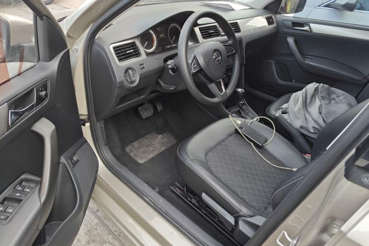 Used Skoda Rapid 2019 1.5L Automatic Comfort Edition China V Standard Driver Seat