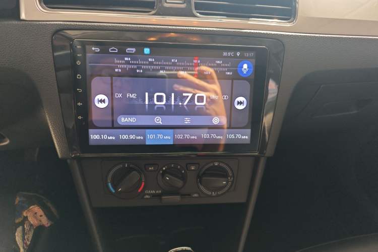 Used Skoda Rapid 2019 1.5L Automatic Comfort Edition China V Standard Audio And AC Panel