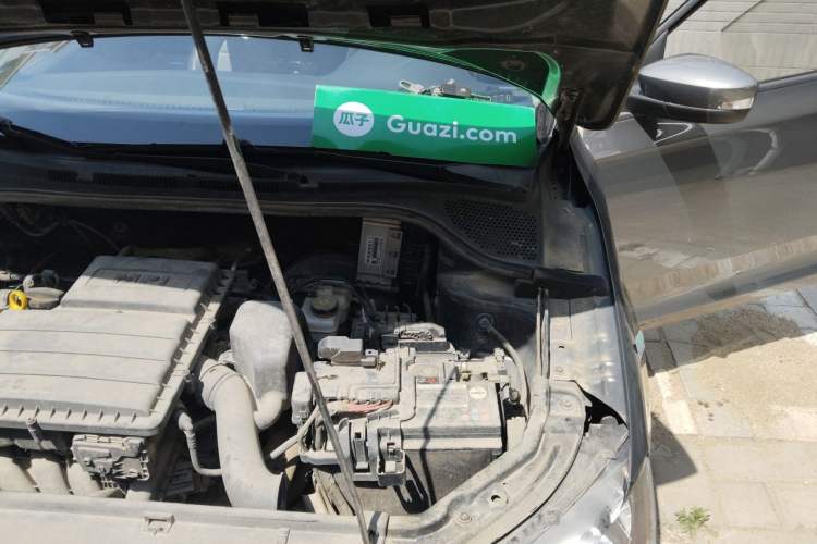 Used Skoda Rapid 2019 1.5L Automatic Standard Edition Engine Bay Left