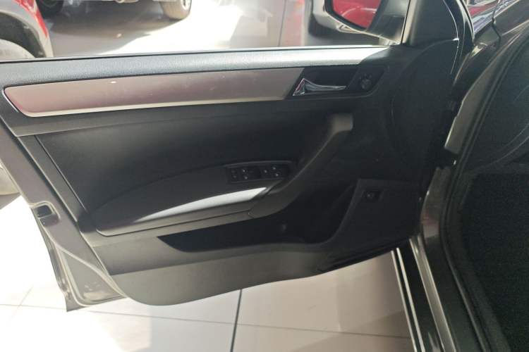 Used Skoda Rapid 2019 1.5L Automatic Comfort Edition China V Standard Left Front Door Interior