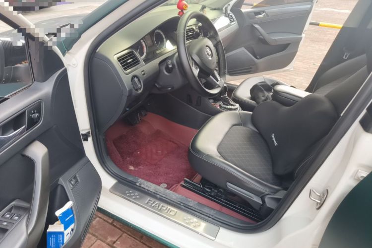 Used Skoda Rapid 2019 1.5L Automatic Comfort Edition China VI Standard Driver Seat