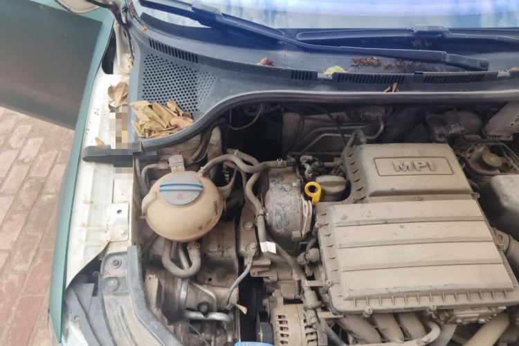 Used Skoda Rapid 2019 1.5L Automatic Comfort Edition China VI Standard Engine Bay Right