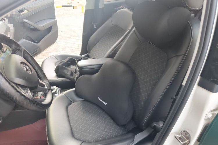 Used Skoda Rapid 2019 1.5L Automatic Comfort Edition China VI Standard Left Front Seat