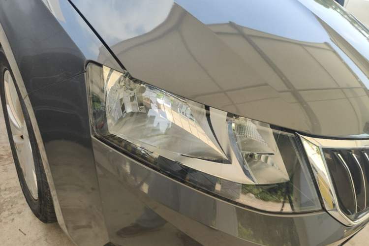 Used Skoda Rapid 2019 1.5L Automatic Comfort Edition China V Standard Right Front Headlight