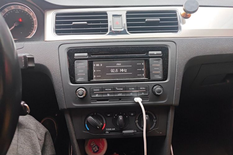 Used Skoda Rapid 2019 1.5L Manual Comfort Edition China V Standard Audio And AC Panel