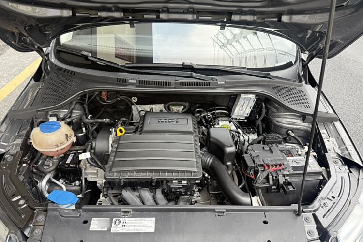 Used Skoda Rapid 2019 1.5L Automatic Standard Edition Engine Bay
