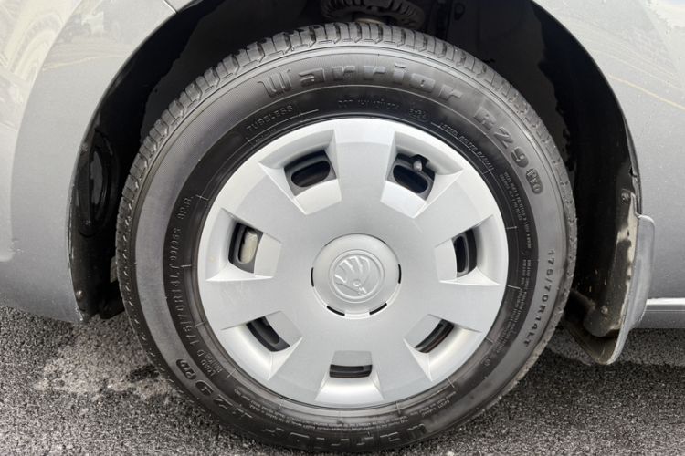 Used Skoda Rapid 2019 1.5L Automatic Standard Edition Exterior 8