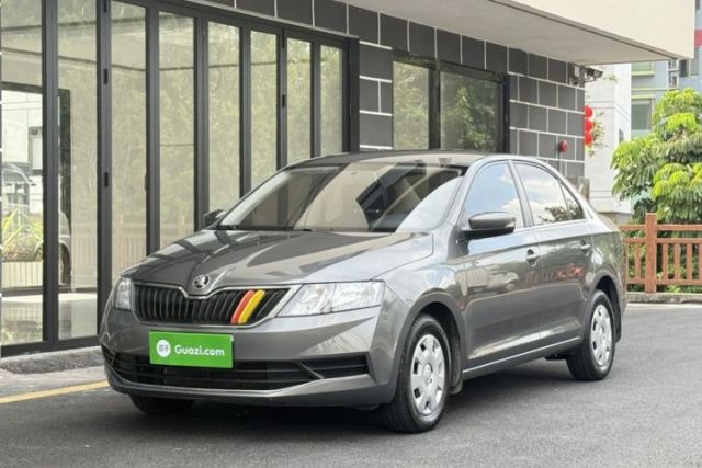 Used Skoda Rapid 2019 1.5L Automatic Standard Edition