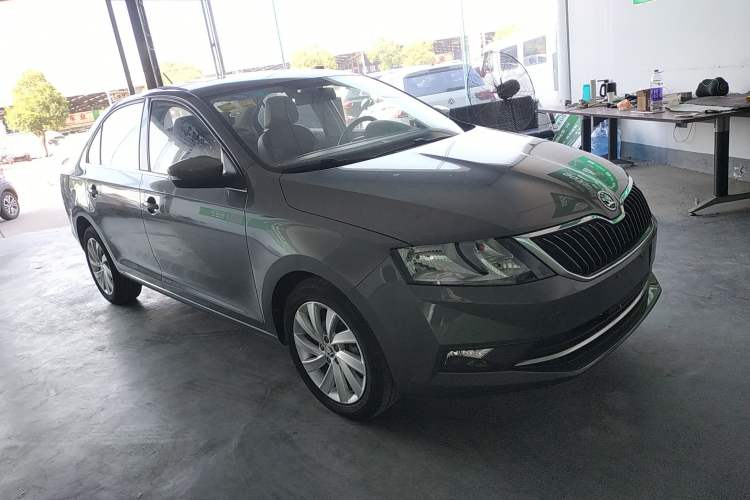 Used Skoda Rapid 2019 1.5L Automatic Comfort Edition China V Standard Front Right 45 Deg
