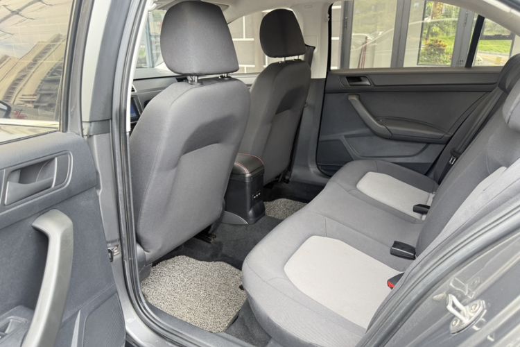 Used Skoda Rapid 2019 1.5L Automatic Standard Edition Interior 1