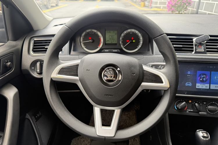 Used Skoda Rapid 2019 1.5L Automatic Standard Edition Steering Wheel